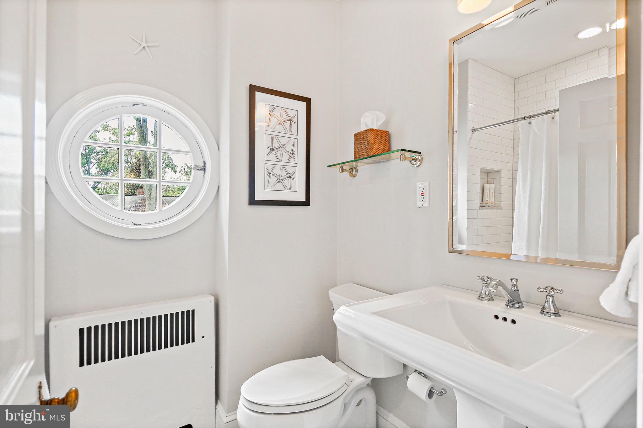5514 Kemper Road Baltimore, MD 21210 - Photo 25 of 45 Upper Level Full Hall Bathroom