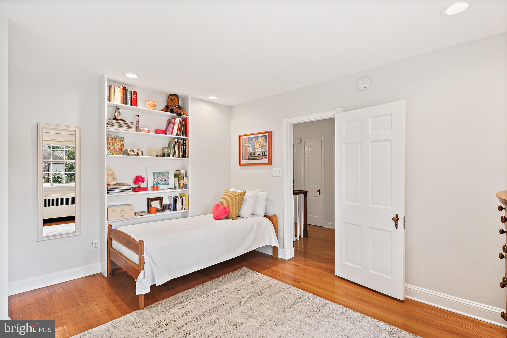 5514 Kemper Road Baltimore, MD 21210 - Photo 32 of 45 4th Bedroom with Built- Ins