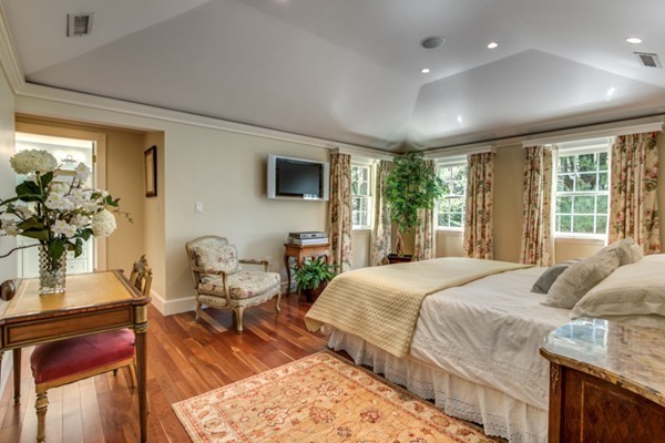 11 Brent Road Lexington, MA 02420 - Photo 16 of 30 Gallery Image 16