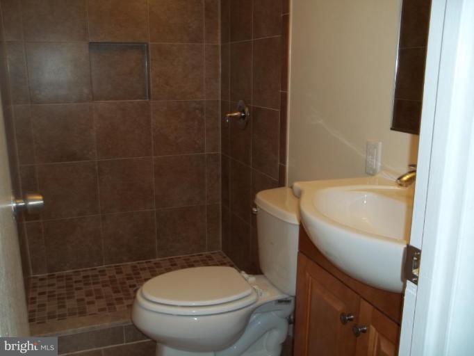4702 Newman Road Temple Hills, MD 20748 - Photo 12 of 18 Master Bath
