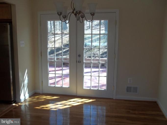 4702 Newman Road Temple Hills, MD 20748 - Photo 9 of 18 Dining Area