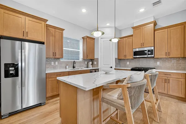 $3,100 | 3315 Daphne Street, Houston, TX 77021