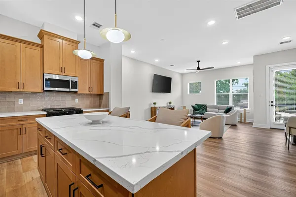 $3,100 | 3315 Daphne Street, Houston, TX 77021