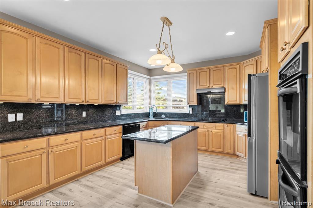 47159 Northumberland Street Novi, MI 48374 - Photo 15 of 65