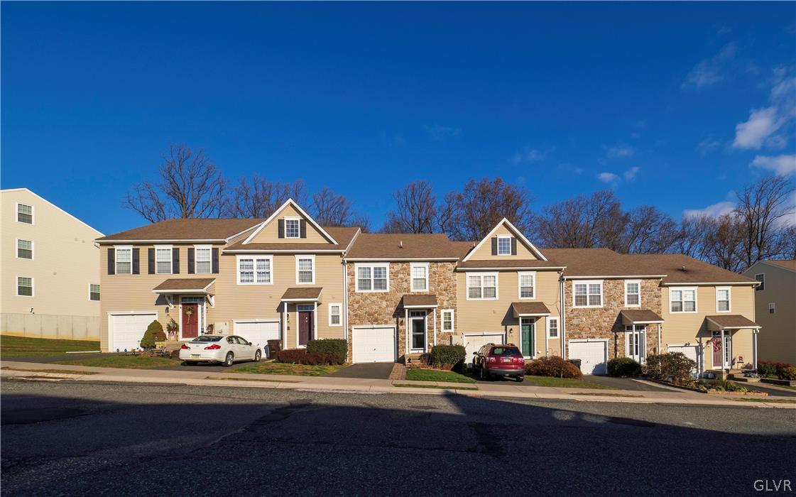 38 Sugar Maple Road Barto, PA 19504 - Photo 3 of 29 Gallery Image 3