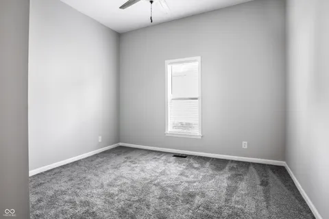 $189,900 | 150 East Pennsylvania Street, Shelbyville, IN 46176