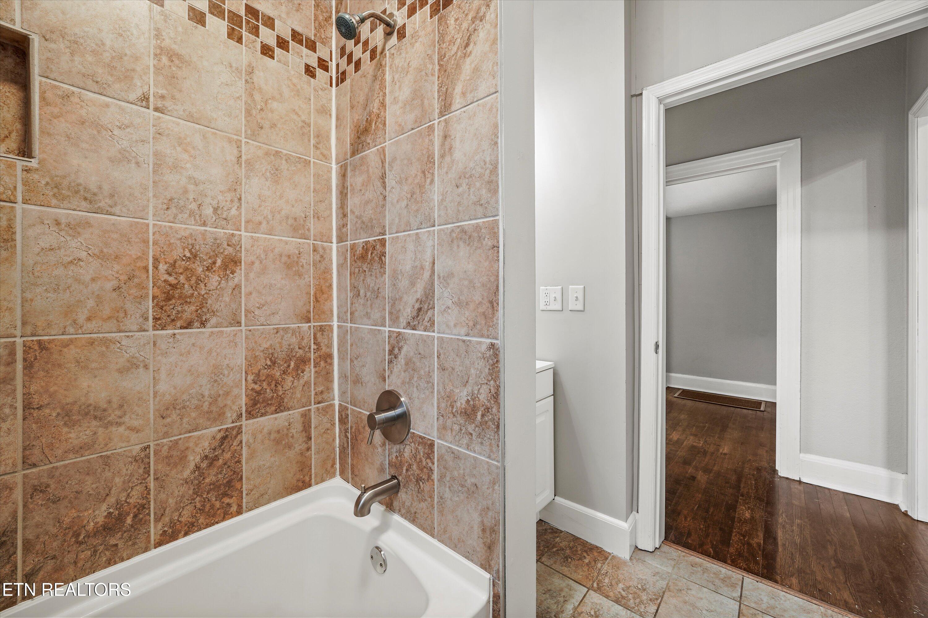 925 Barnabas Street Athens, TN 37303 - Photo 19 of 35 15-925 Barnabas St 11