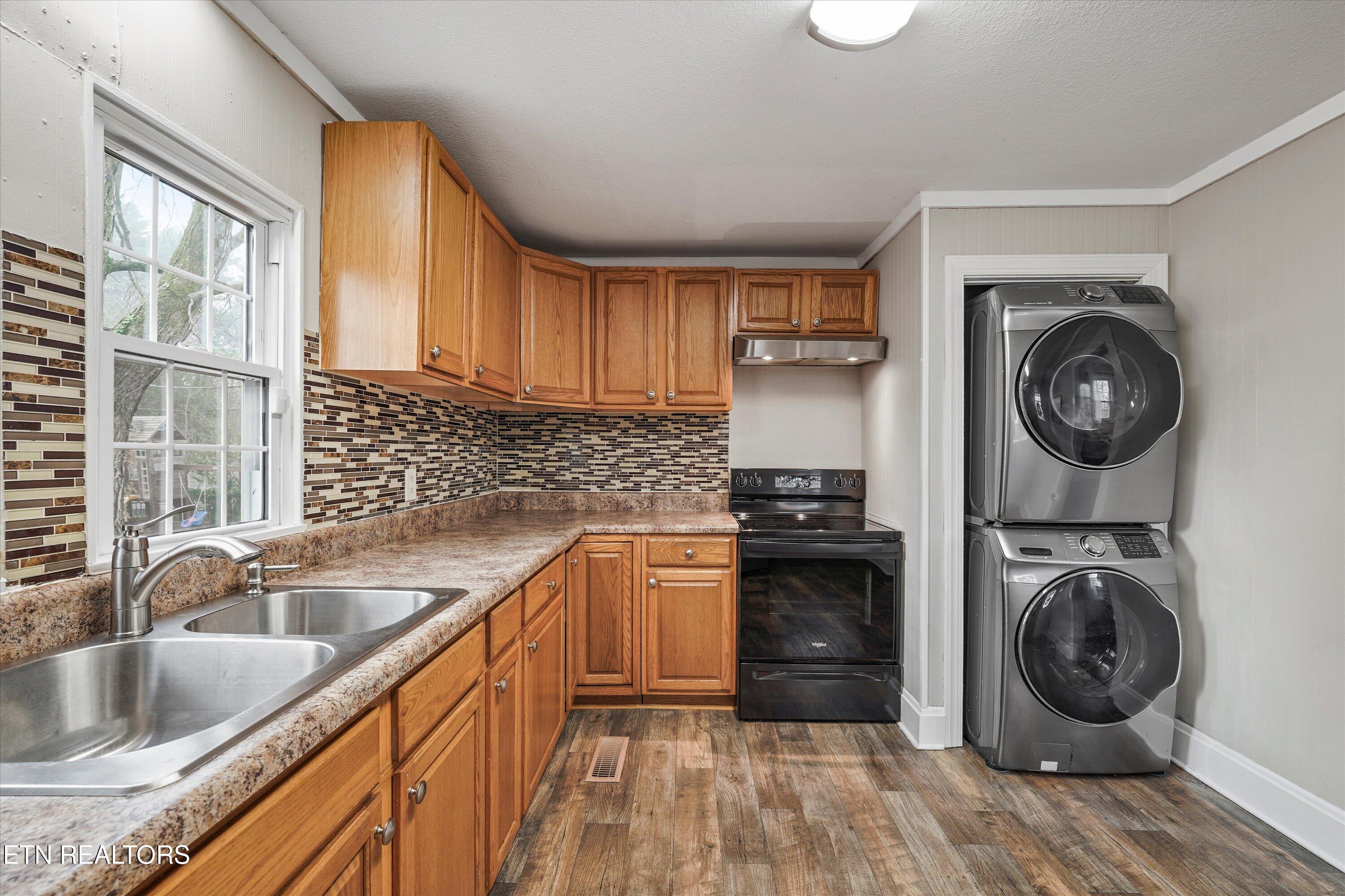 925 Barnabas Street Athens, TN 37303 - Photo 23 of 35 23-925 Barnabas St 19