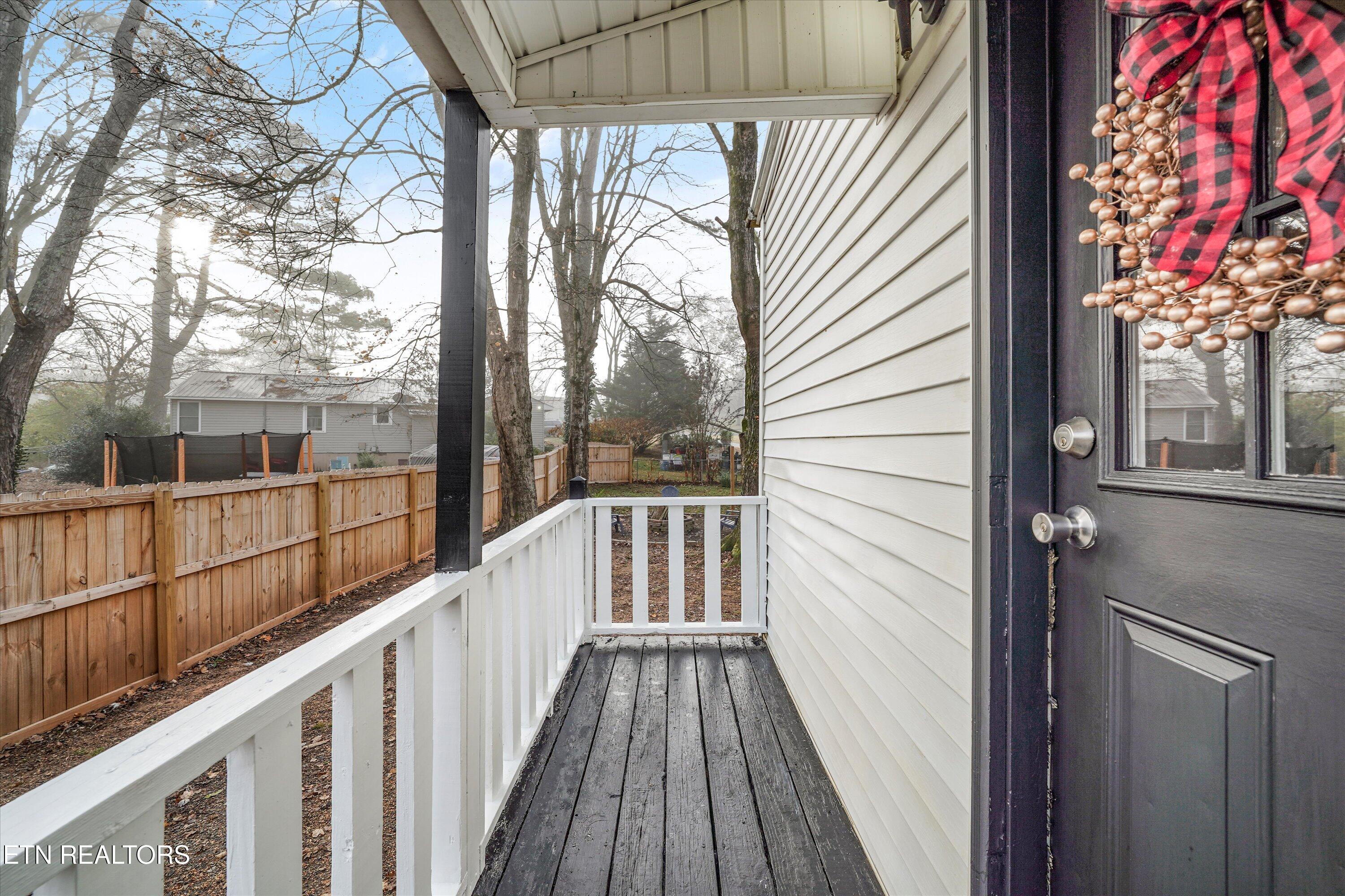 925 Barnabas Street Athens, TN 37303 - Photo 26 of 35 04-925 Barnabas St 23