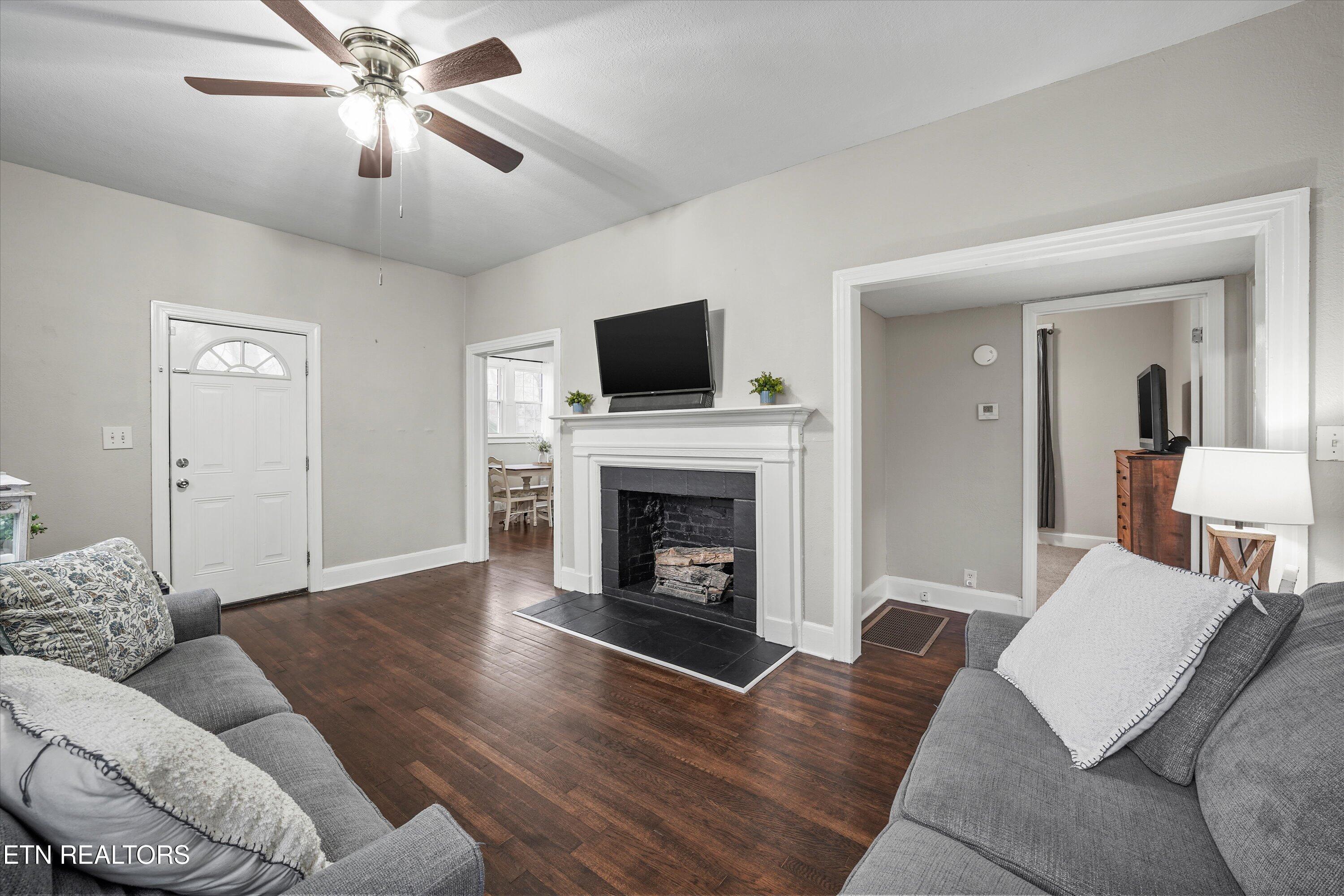 925 Barnabas Street Athens, TN 37303 - Photo 5 of 35 08-925 Barnabas St 04