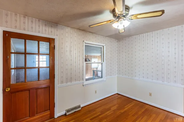 $230,000 | 1130 Vermillion Road, Appomattox, VA 24522