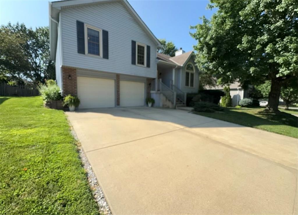 2121 Northeast Springbrook St