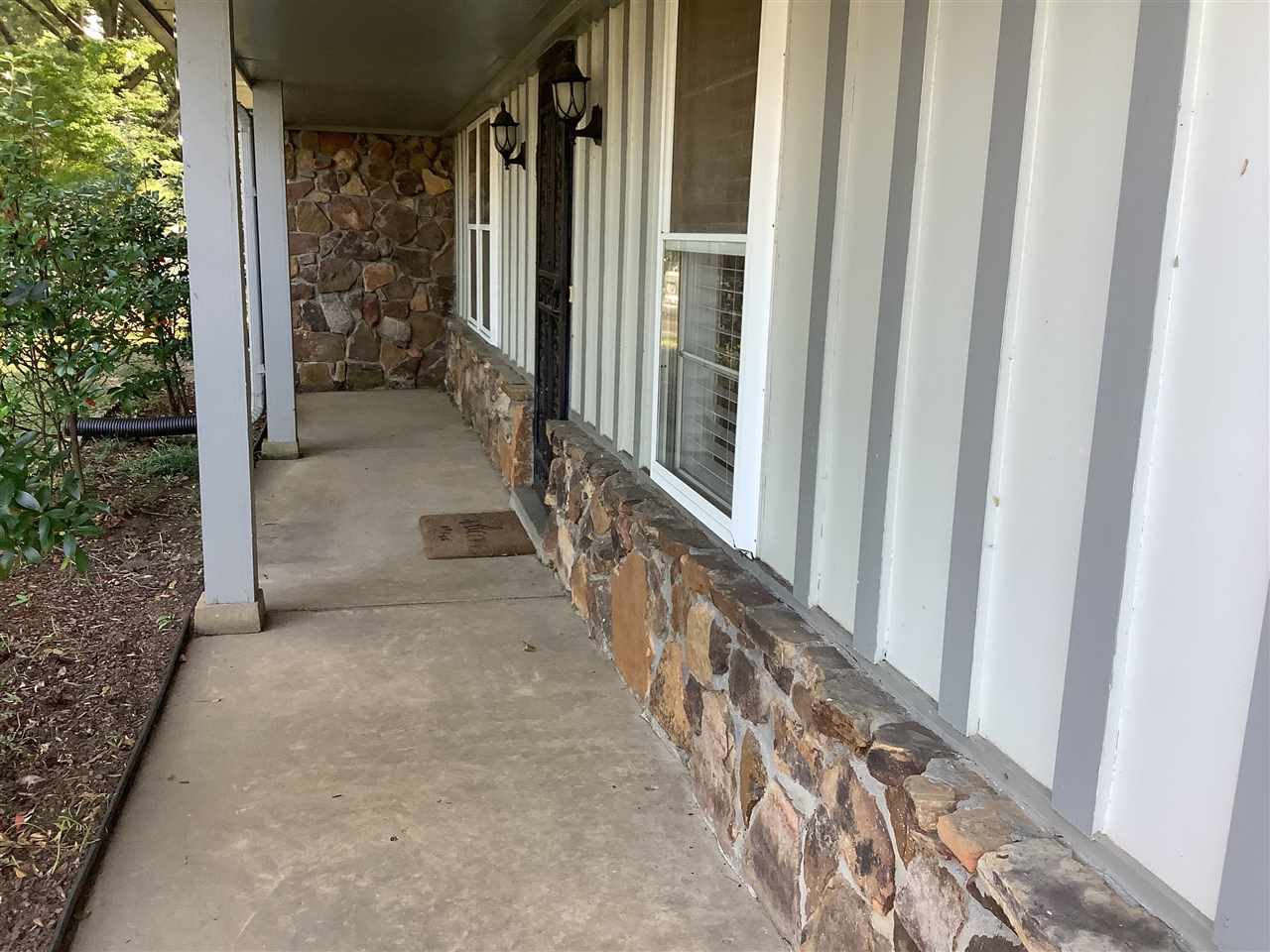 3001 Charles Bryan Road Bartlett, TN 38134 - Photo 2 of 25