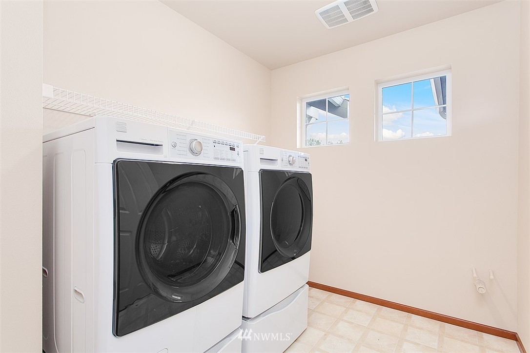 5930 Northeast 2nd Court Renton, WA 98059 - Photo 22 of 25