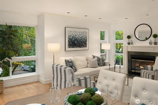 $739,950 | 1929 42nd Avenue East, Unit B, Seattle, WA 98112