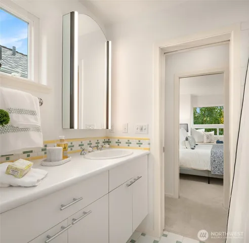 $739,950 | 1929 42nd Avenue East, Unit B, Seattle, WA 98112