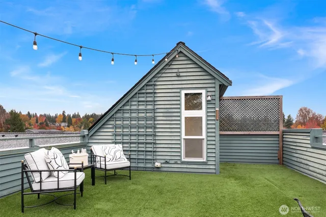 $739,950 | 1929 42nd Avenue East, Unit B, Seattle, WA 98112