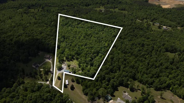 $135,000 | 681 Hayes Ridge Road, Indian Mound, TN 37079