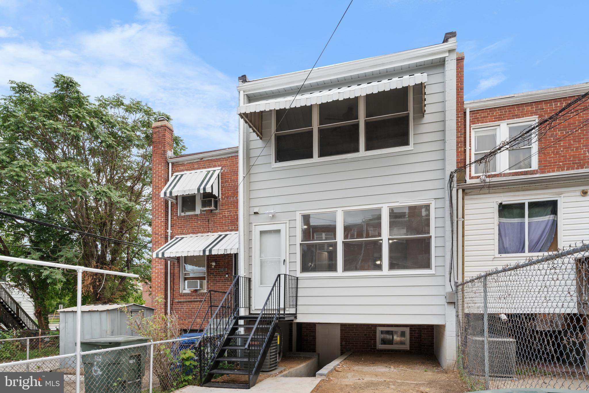 1613 R Street Southeast Washington, DC 20020 - Photo 27 of 34