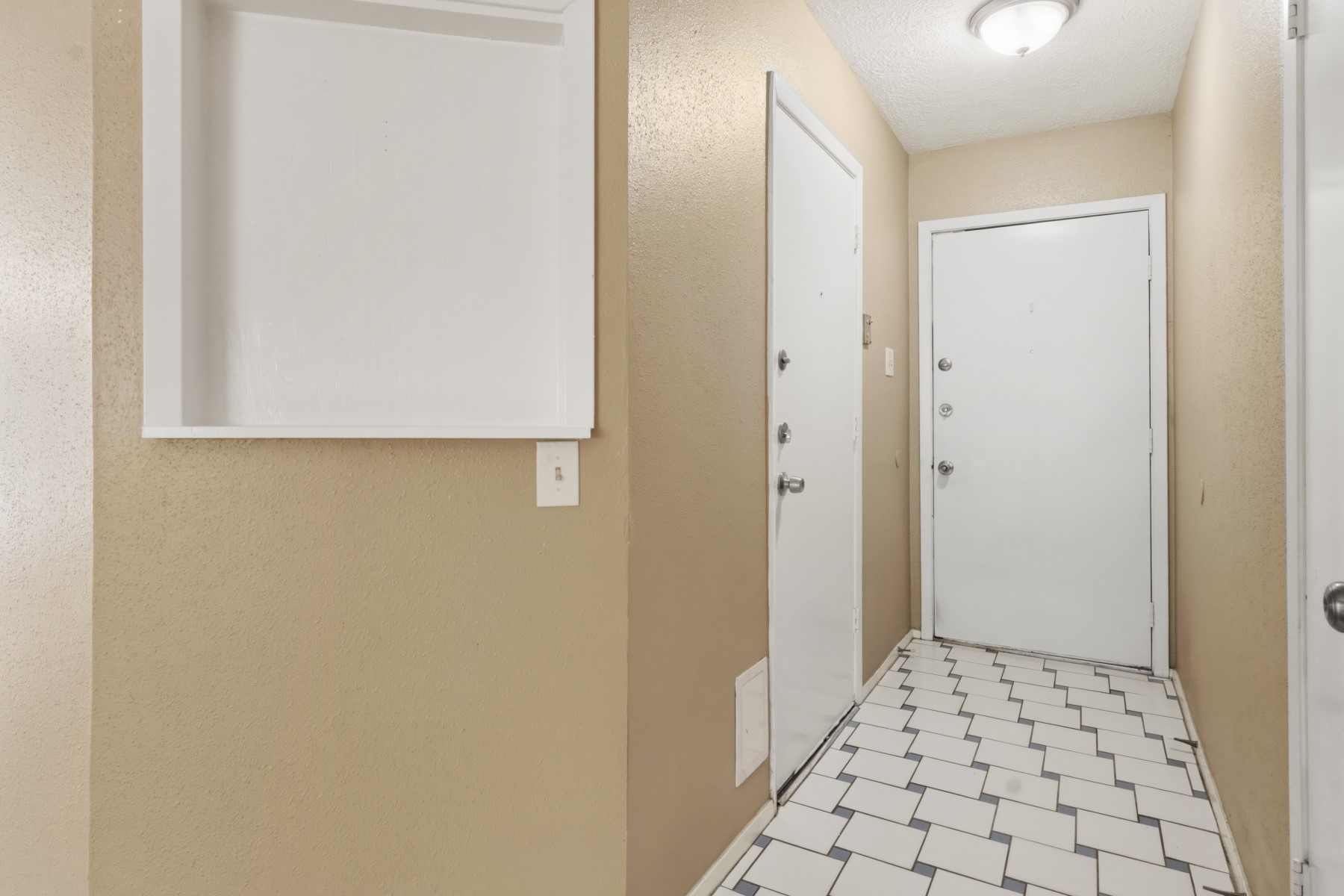 2531 North Spring Drive Spring, TX 77373 - Photo 4 of 24 a bathroom with a shower