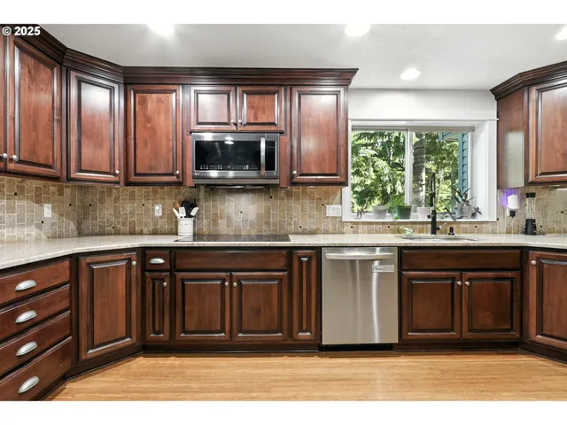 $775,000 | 120 Skinner Road, Woodland, WA 98674