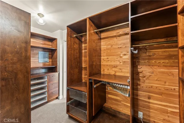 a view of walk in closet