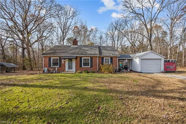 $230,000 | 1646 Sandy Cross Road, Burlington, NC 27217