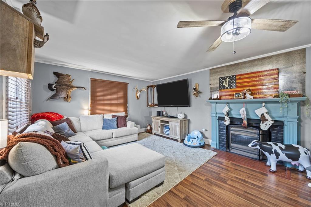 1646 Sandy Cross Road Burlington, NC 27217 - Photo 9 of 22