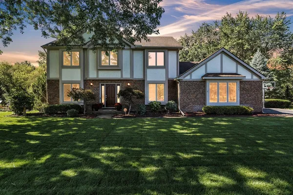 $519,900 | 10098 Newfound Gap, Brighton, MI 48114