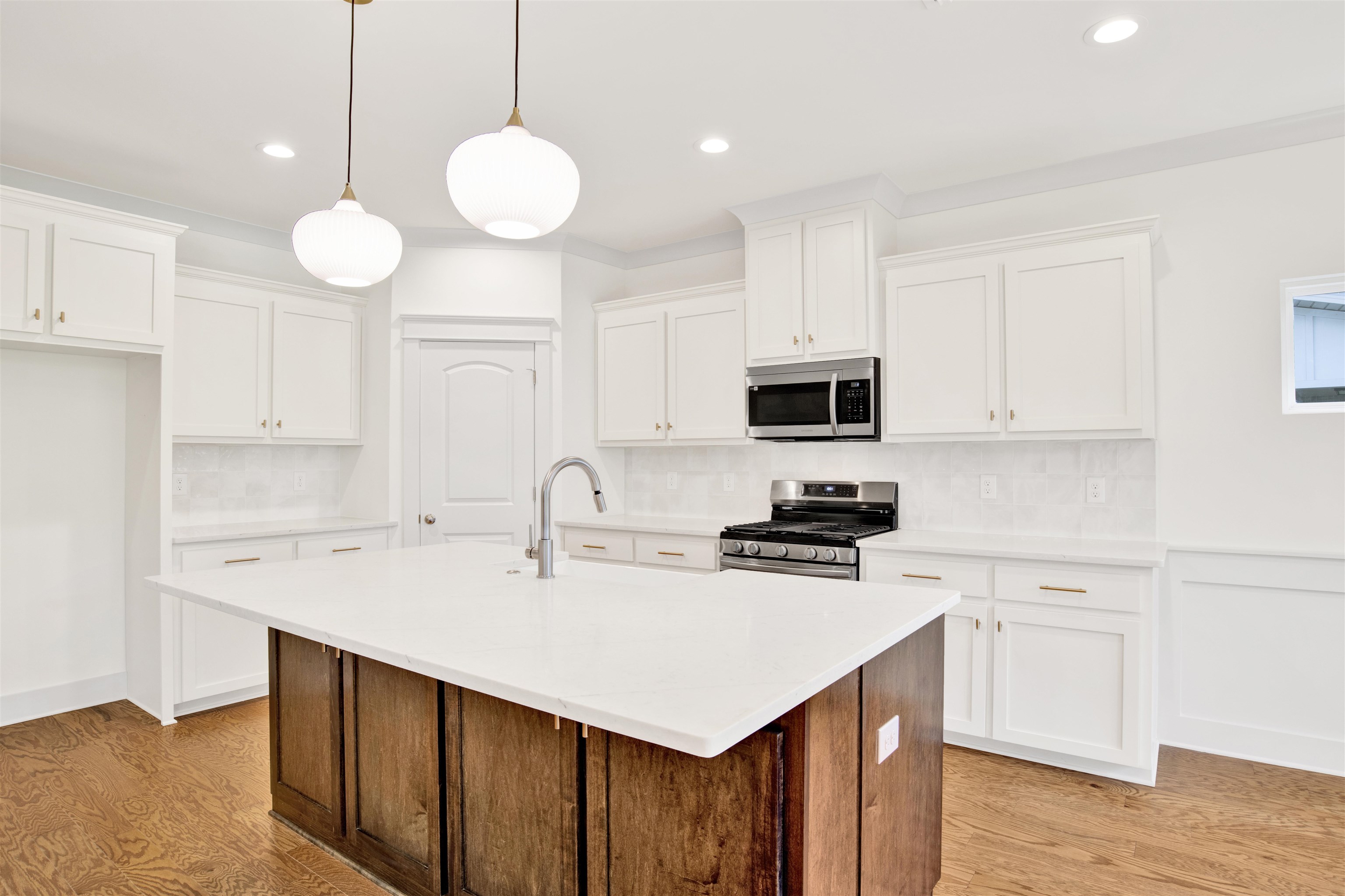 404 Scarlett Avenue Fairhope, AL 36532 - Photo 8 of 27 Kitchen