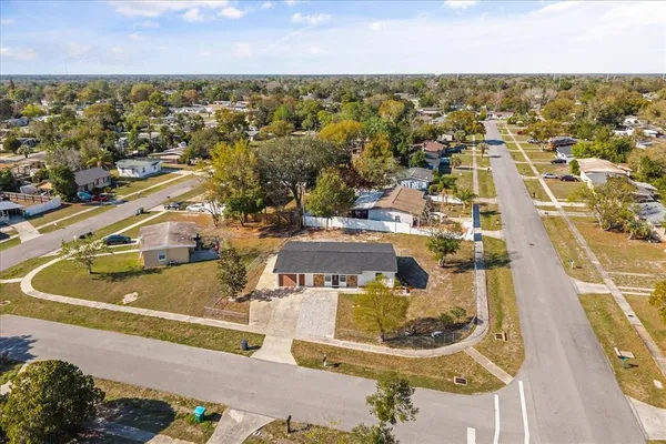 $268,000 | 930 Radcliff Street, Deltona, FL 32725