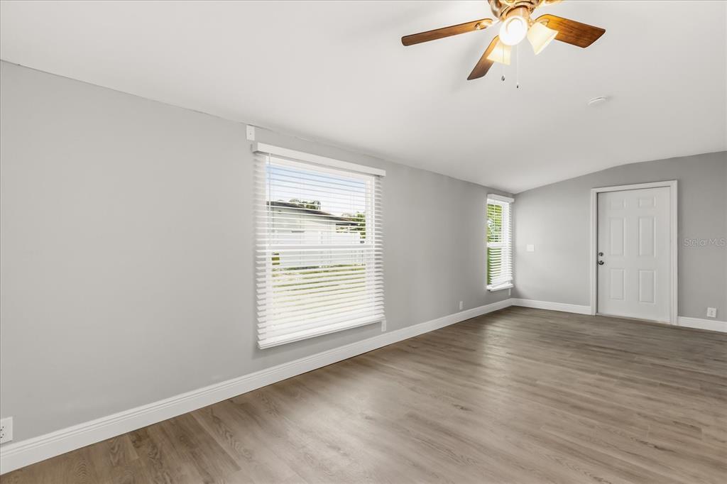 930 Radcliff Street Deltona, FL 32725 - Photo 8 of 24