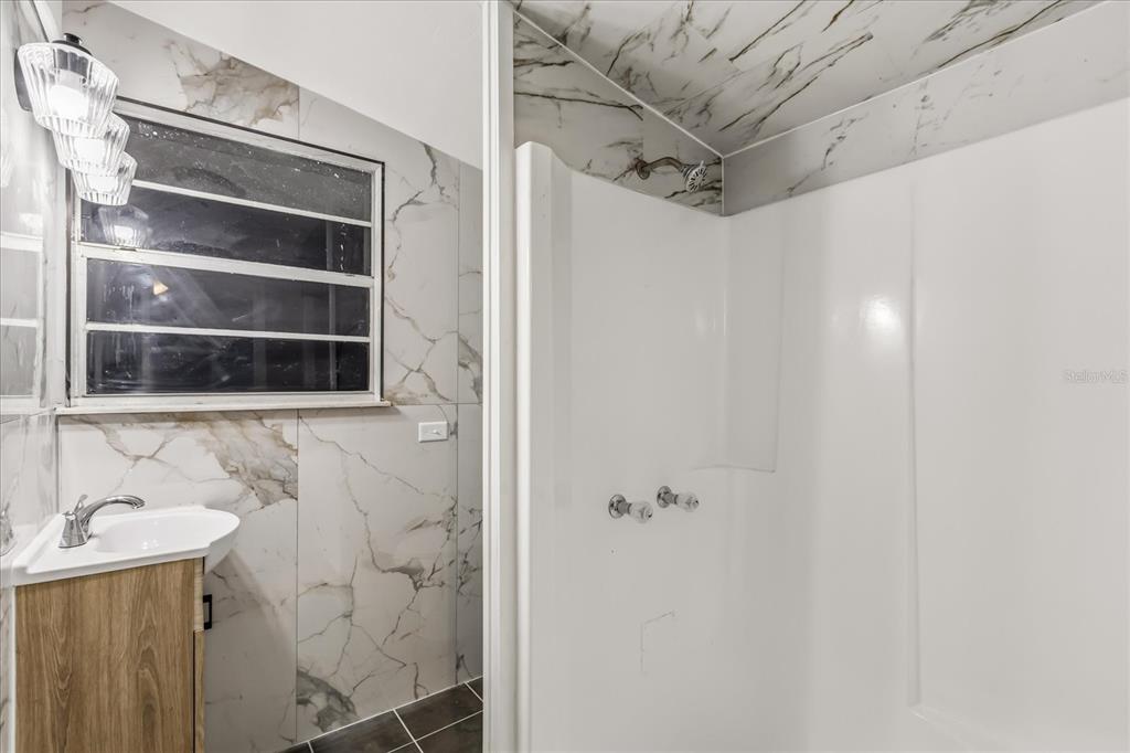 930 Radcliff Street Deltona, FL 32725 - Photo 10 of 24