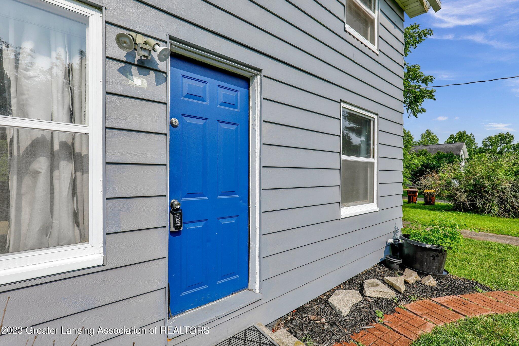 3725 Meridian Road Okemos, MI 48864 - Photo 6 of 28 24-web-or-mls-Open Ended Media-24