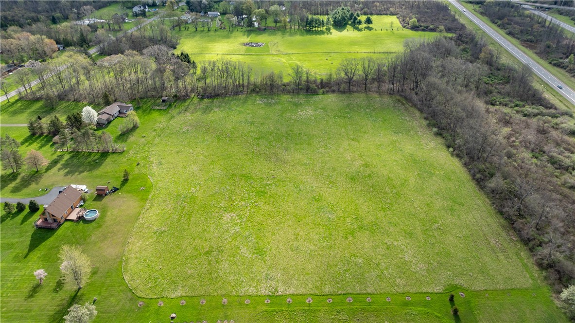 883 Savage Road Riga, NY 14428 - Photo 5 of 13 Your dream home awaits!