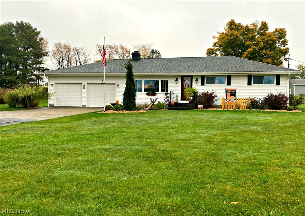 4093 Columbiana Road New Springfield, OH 44443 - Photo 1 of 33
