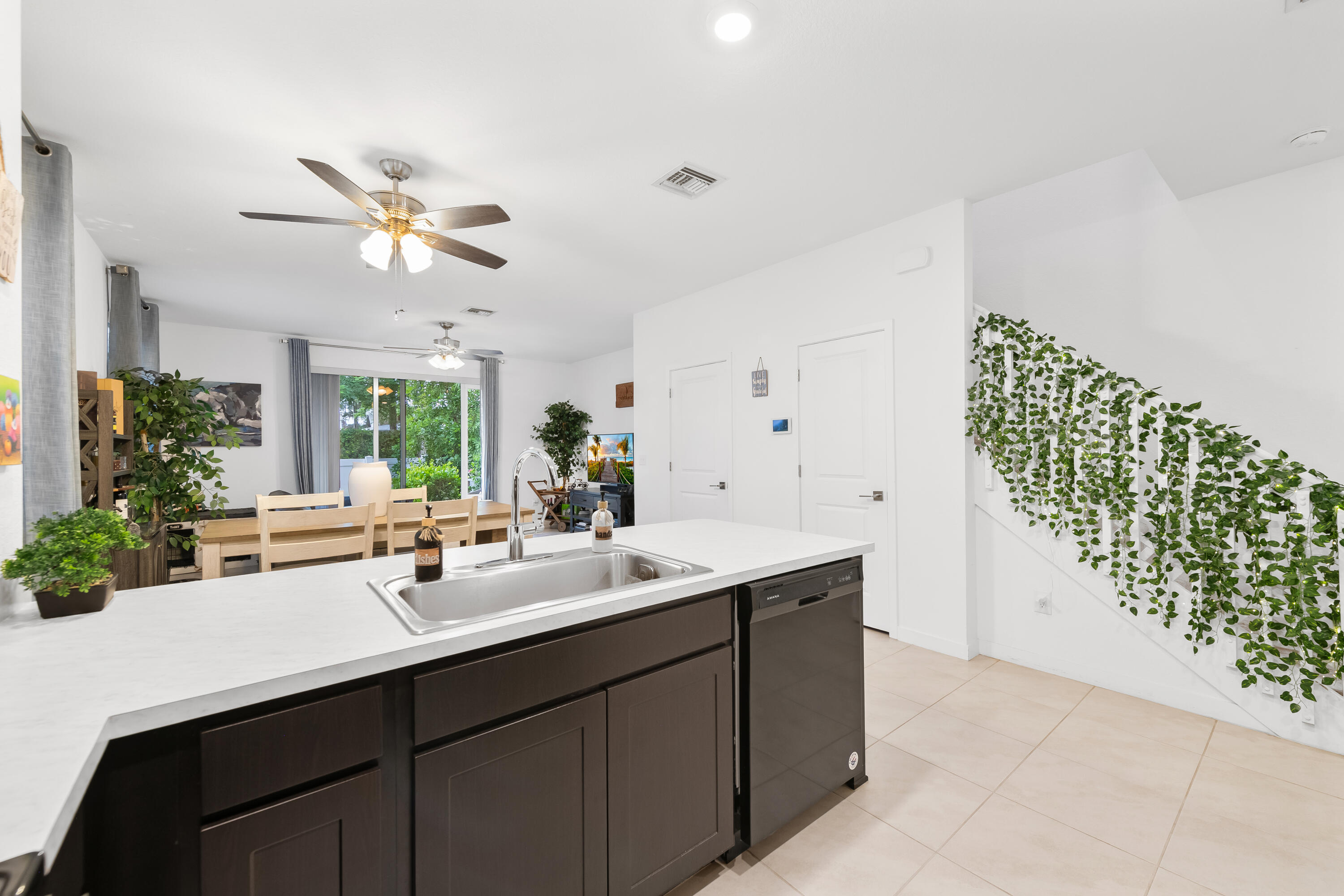 149 Bandol Street Riviera Beach, FL 33404 - Photo 10 of 30 DSC_2316