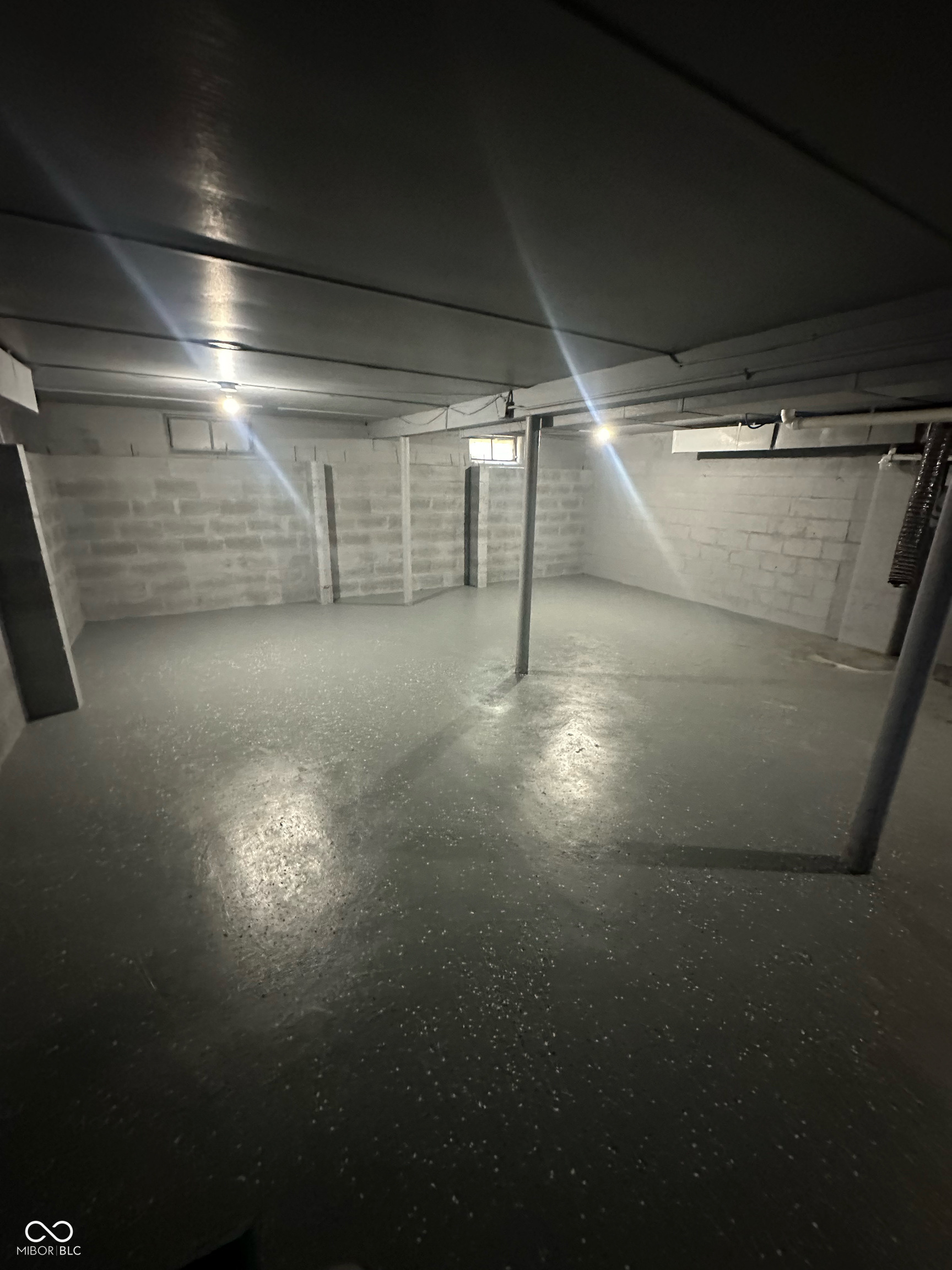 1120 West 9th Street Anderson, IN 46016 - Photo 13 of 16