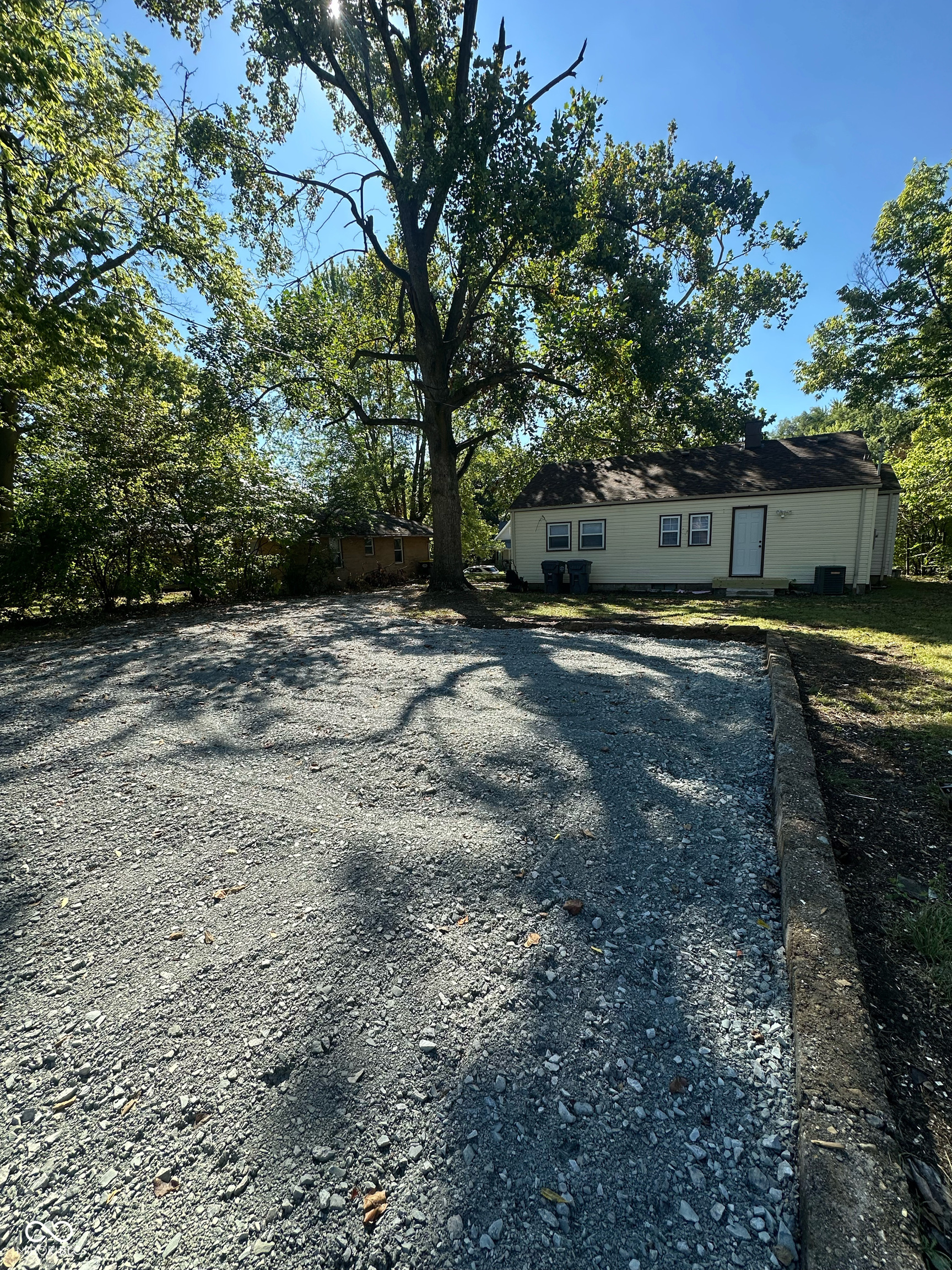 1120 West 9th Street Anderson, IN 46016 - Photo 4 of 16