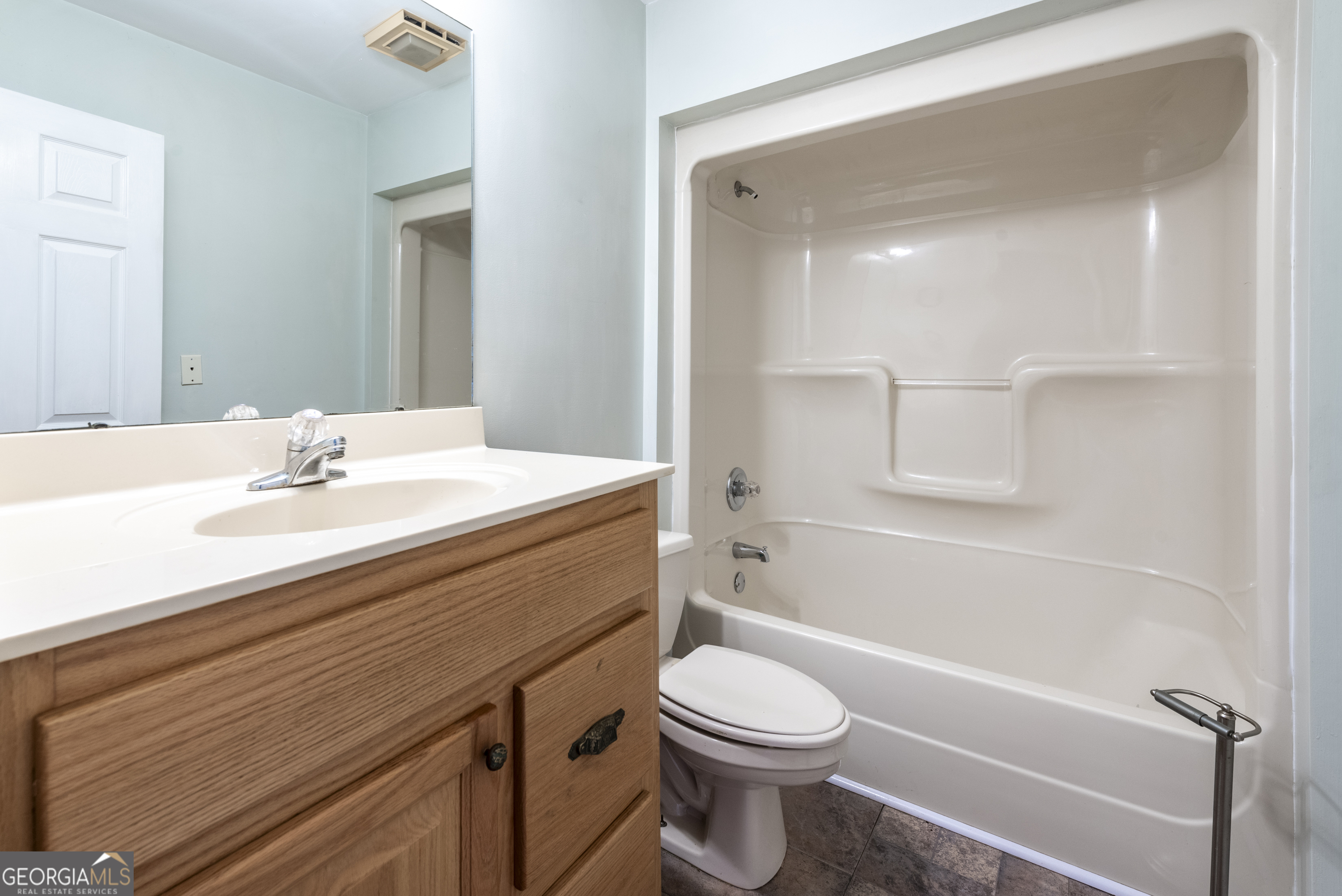 157 Edwards Road Fairmount, GA 30139 - Photo 33 of 72 a bathroom with a sink a toilet and shower