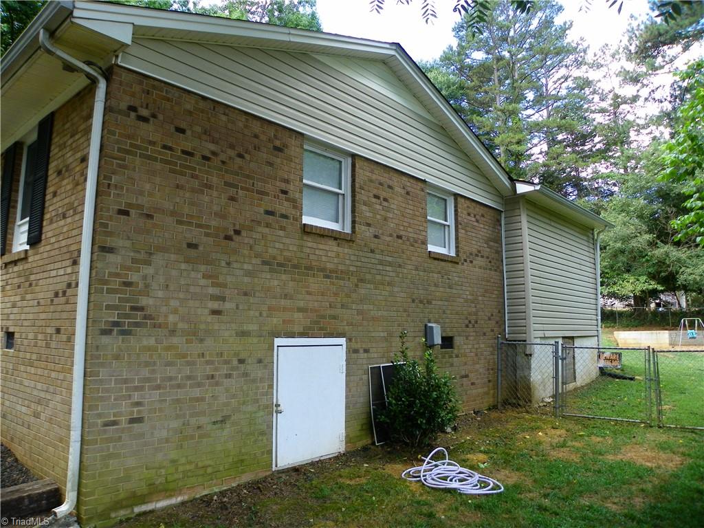 3846 Swicegood Road Linwood, NC 27299 - Photo 12 of 14 Side View