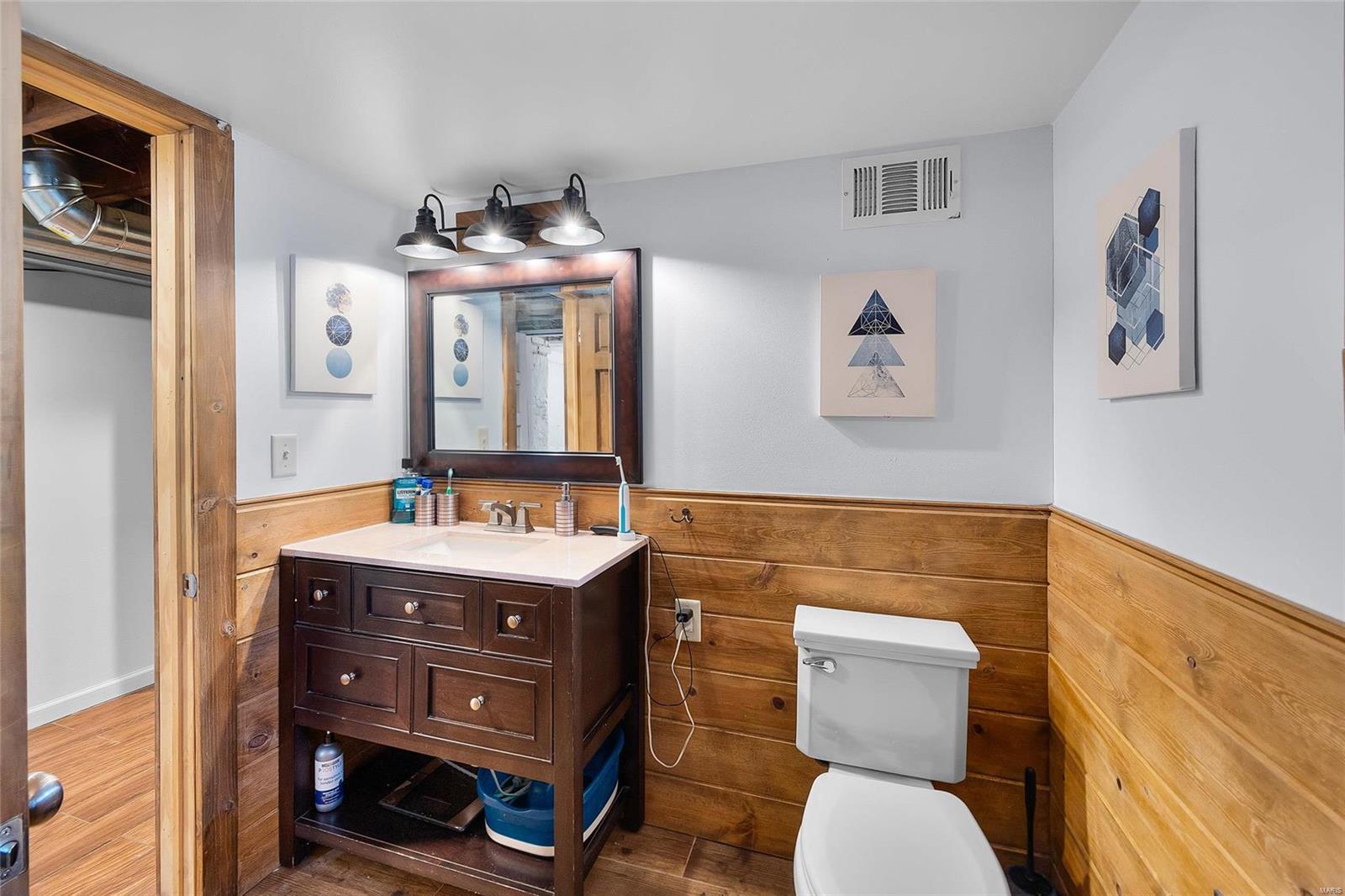 3149 Ringer Road St. Louis, MO 63125 - Photo 52 of 74