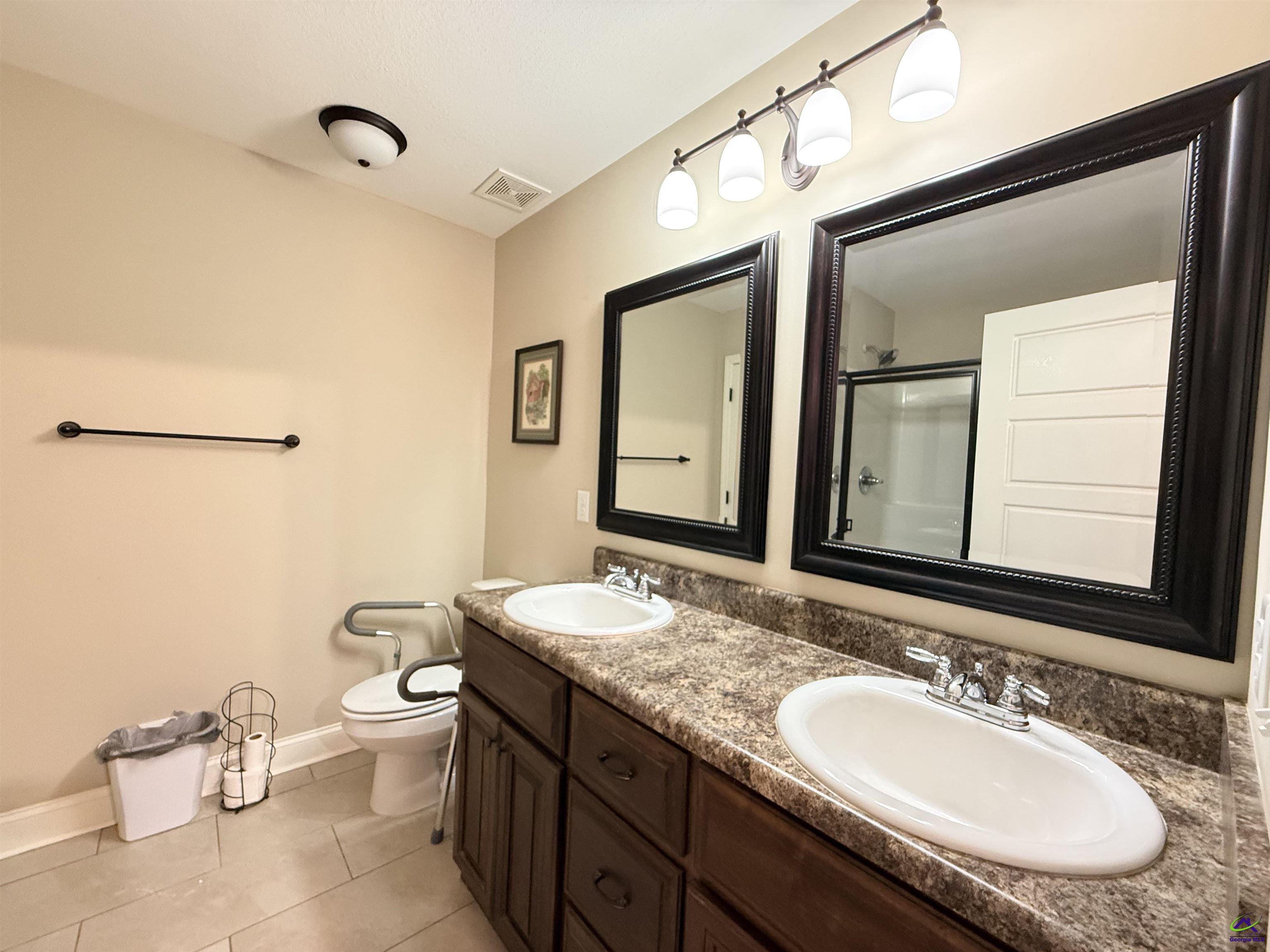 2402 Quail Ridge Lane Perry, GA 31069 - Photo 18 of 34 Gallery Image 18