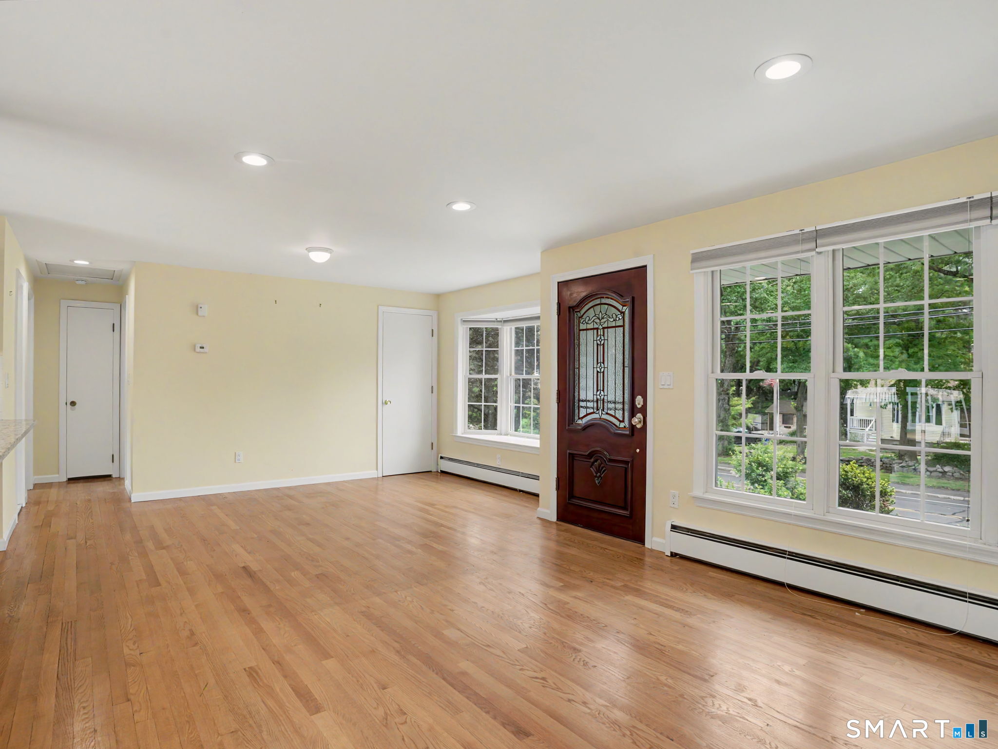 42 County Street Norwalk, CT 06851 - Photo 8 of 25