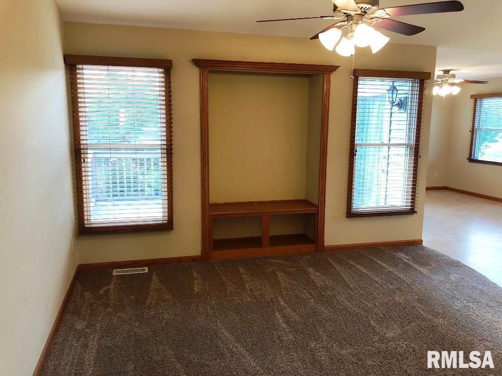 416 Kevin Road Blue Grass, IA 52726 - Photo 5 of 24 Gallery Image 5