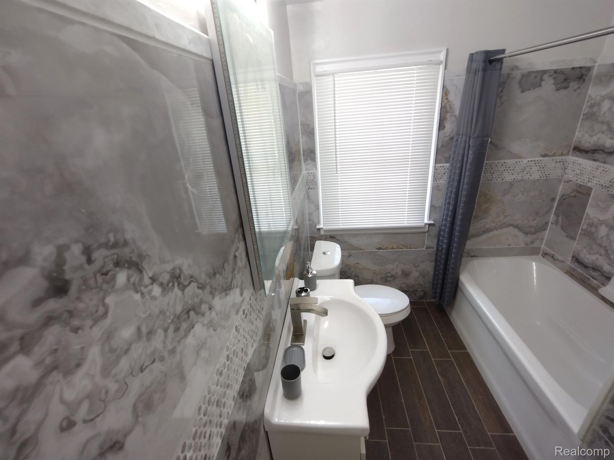 16534 Edinborough Road Detroit, MI 48219 - Photo 14 of 20 Gallery Image 14