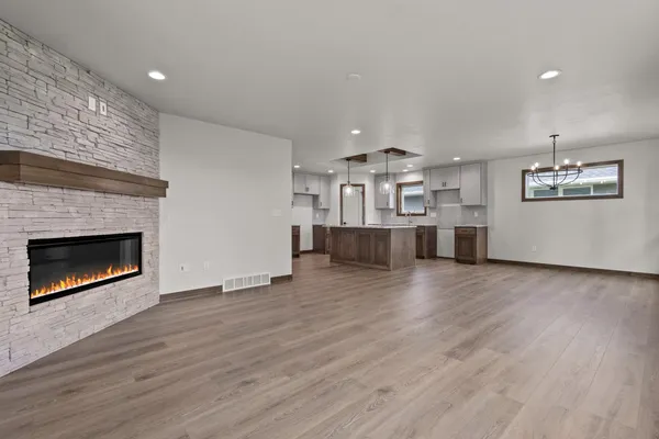 $429,900 | 710 Tambour Court, De Pere, WI 54115