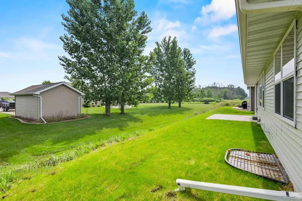 $429,900 | 710 Tambour Court, De Pere, WI 54115