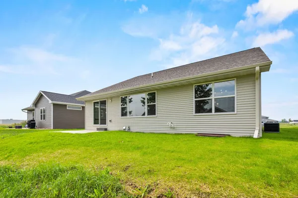 $429,900 | 710 Tambour Court, De Pere, WI 54115