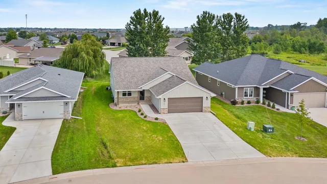 $429,900 | 710 Tambour Court, De Pere, WI 54115